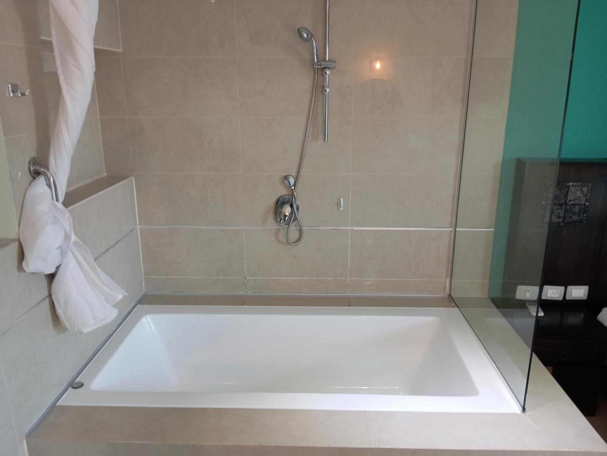 תל אביב Marina Beach Hotel מראה חיצוני תמונה